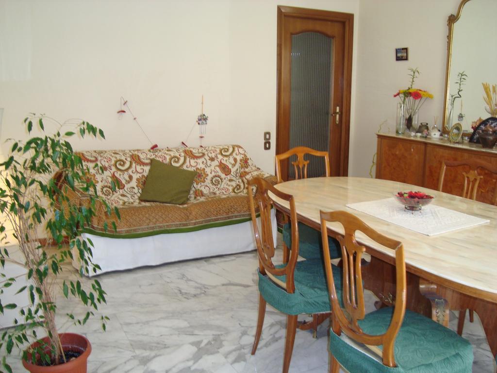 Villa Sciarra Róma Szoba fotó